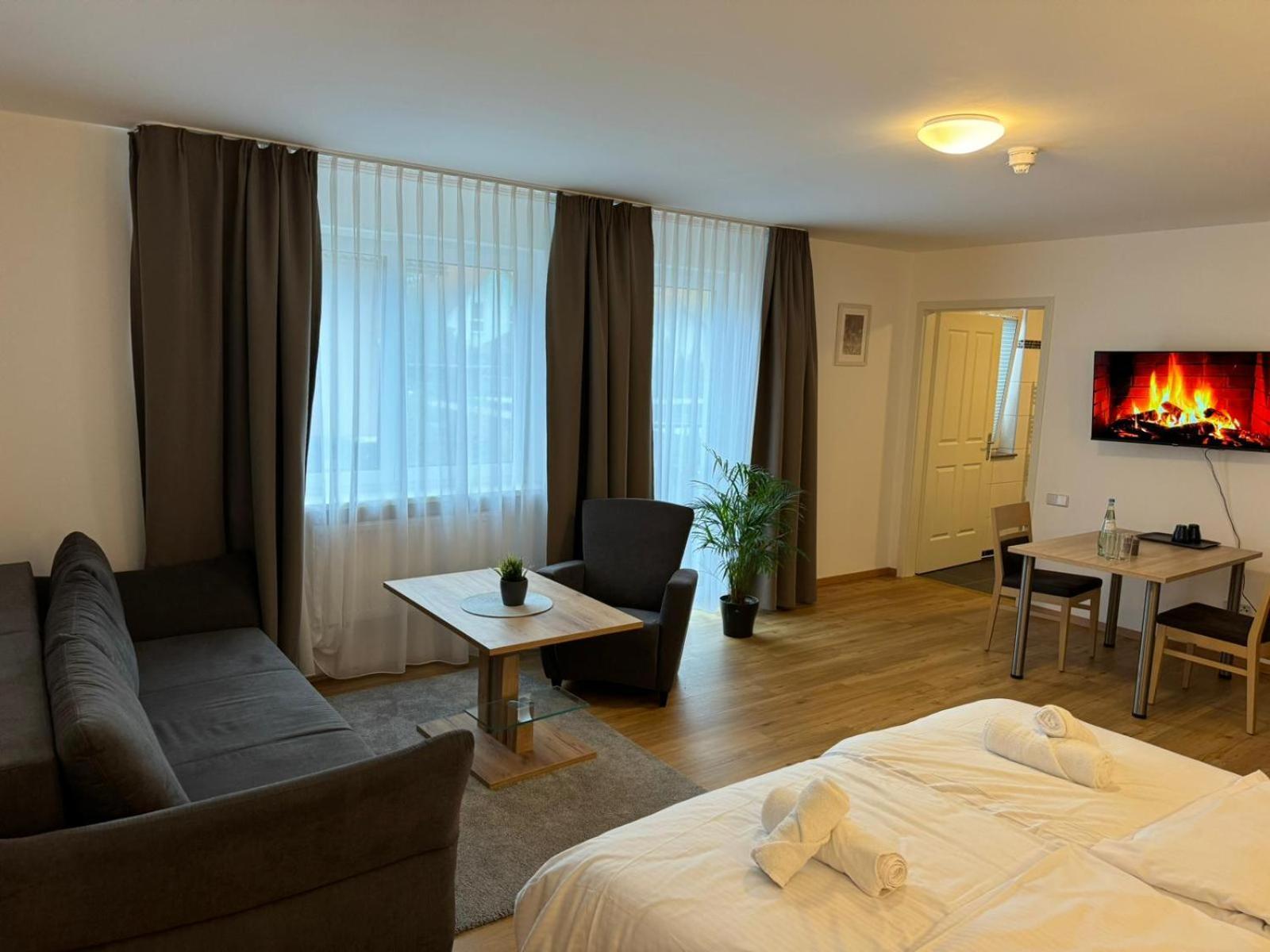 Motel Zur Dachsbaude Wandlitz Exterior photo